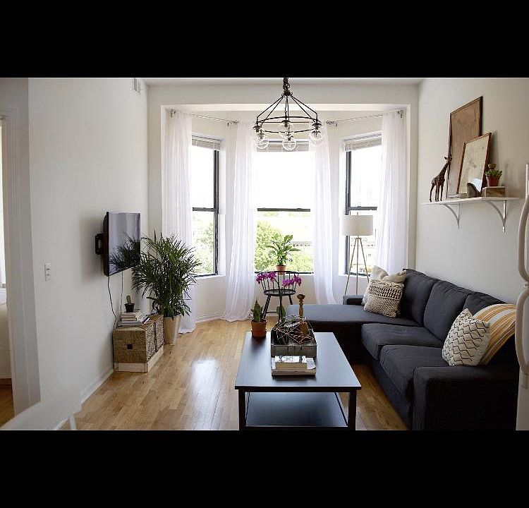 1st image of 946 N Orleans St #202