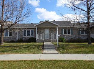 3627 S 34th St, Grand Forks, ND 58201