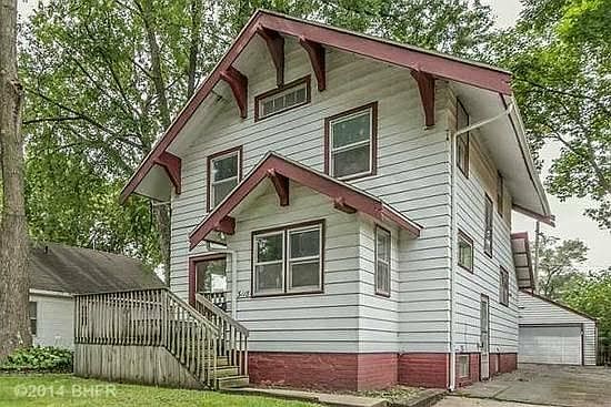 House Front/Exterior