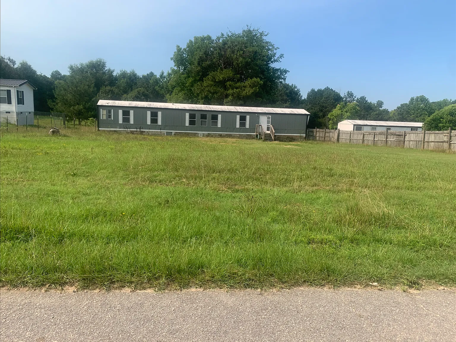 2 bed, 1064 sqft, $950 — Photo 2