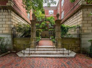 6 Washington Ave APT 14, Cambridge, MA 02140