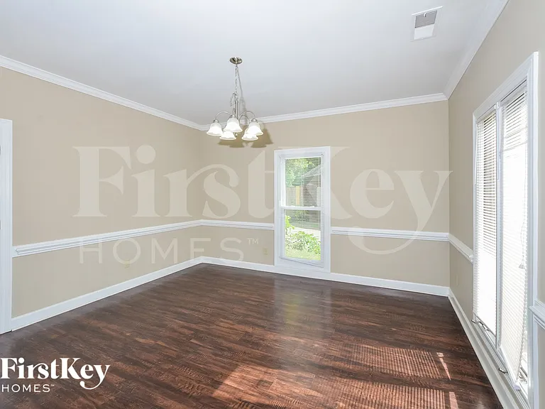 5198 Tudor Ct — Photo 5