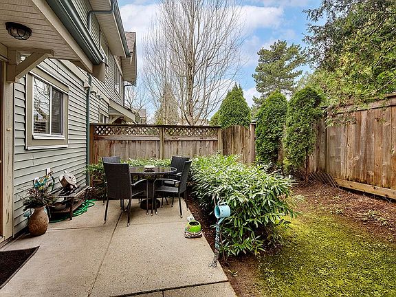 5th image of 22977 116th Ave #17