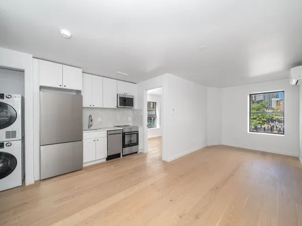 101 Smith Street image 1 of 12