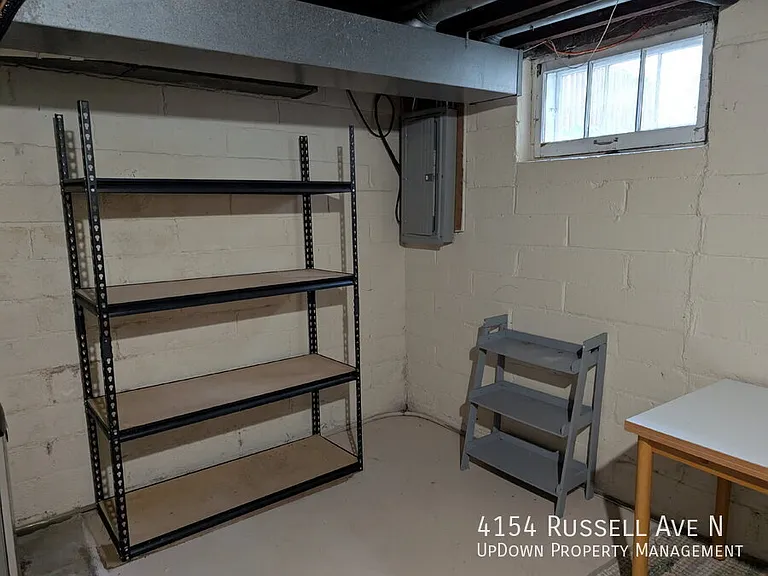 4154 Russell Ave N — Photo 18