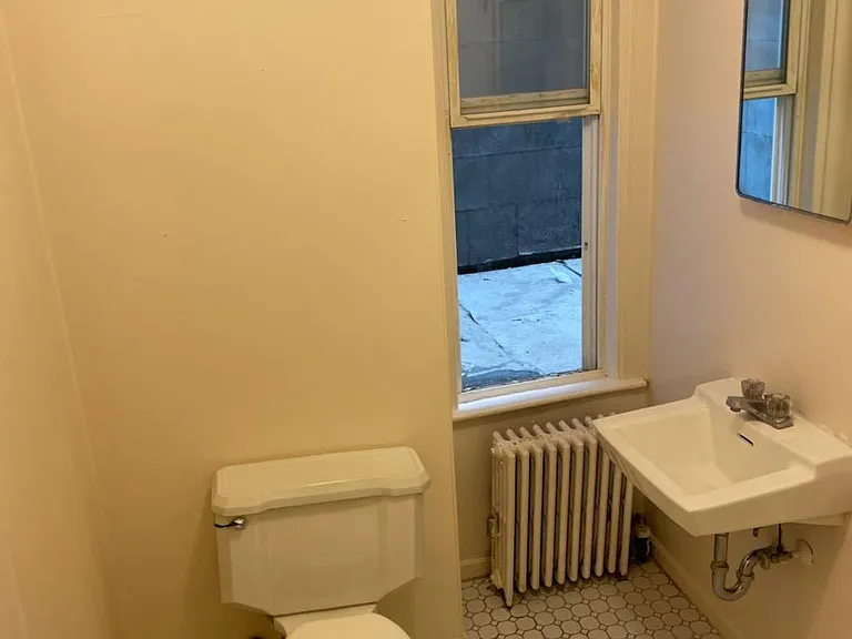 148 Grand St #15 — Photo 5