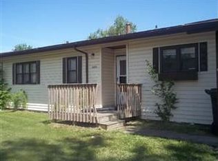 6646 SW Fairdale Dr, Topeka, KS 66619