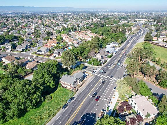 5th image of San Felipe Rd