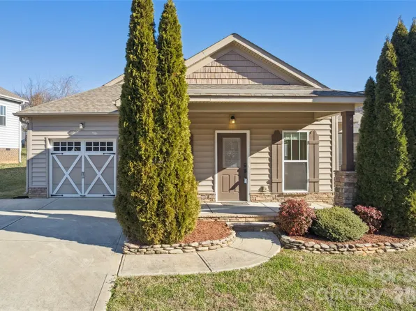 166 Battery Dr, Locust, NC 28097