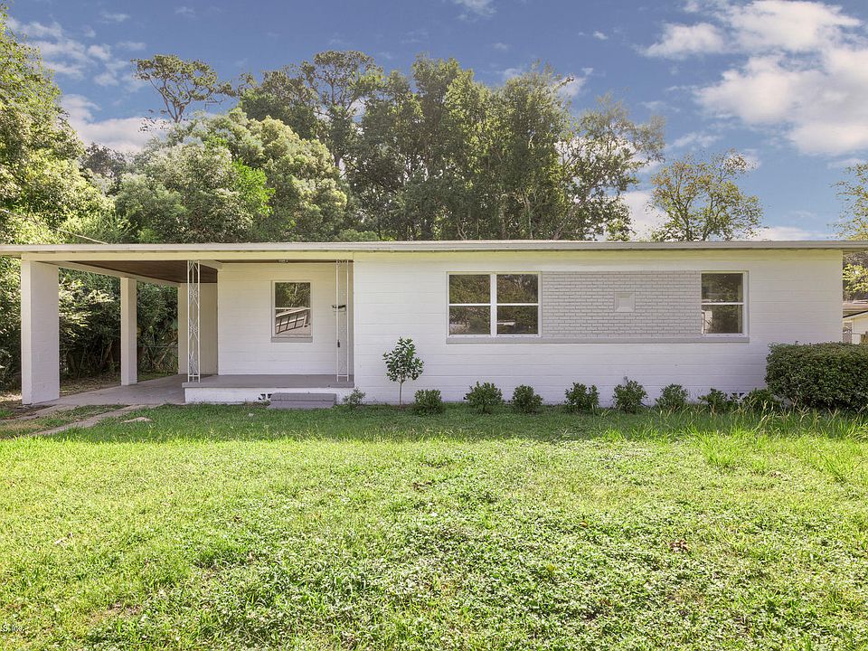 1st image of 7241 Greenway Dr