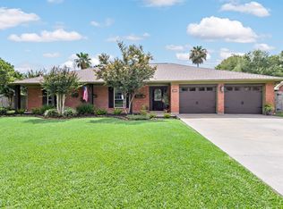 111 Rosehurst St, Bridge City, TX 77611