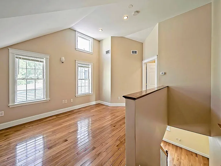 201-203 Clark St — Photo 26