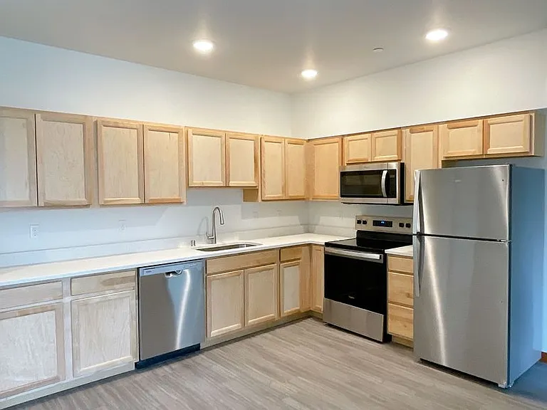 1205 N Garden St — Photo 71
