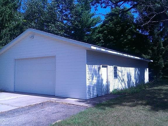 2nd image of 65631 32nd St