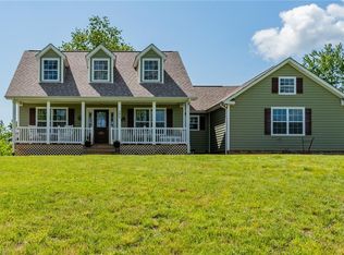 725 Luther Ridge Rd, Millers Creek, NC 28651