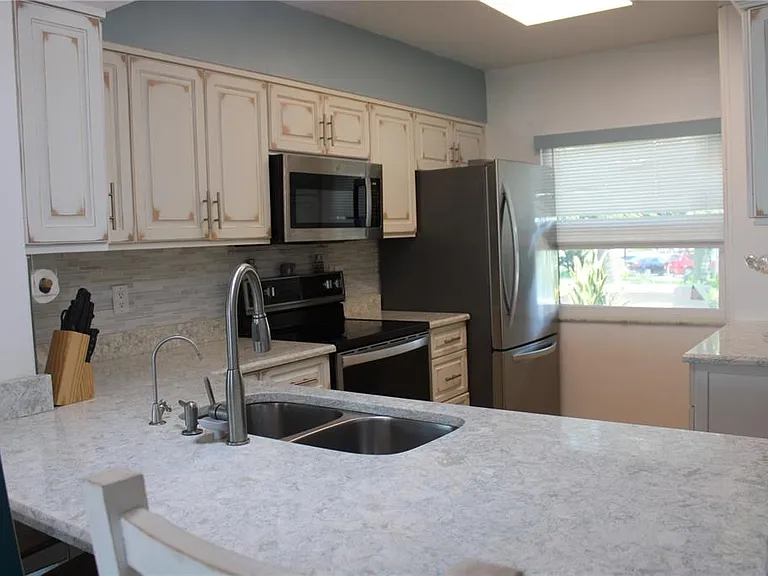 1813 Mariner Dr #151 — Photo 4