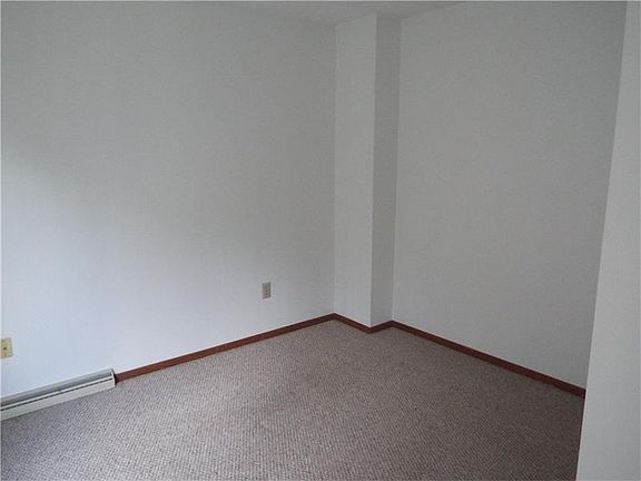 5th image of 102 Ableview Dr APT 12