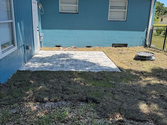 5th image of 975 35th Ave