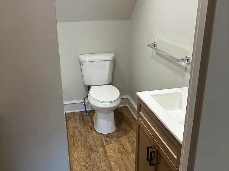 512 Ryers Ave — Photo 9