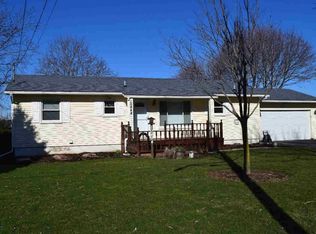 10484 Wake Robin Dr, Grand Blanc, MI 48439