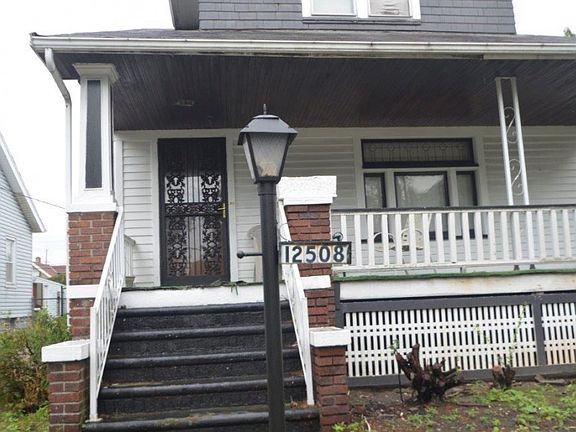 2nd image of 12508 Holborn Ave
