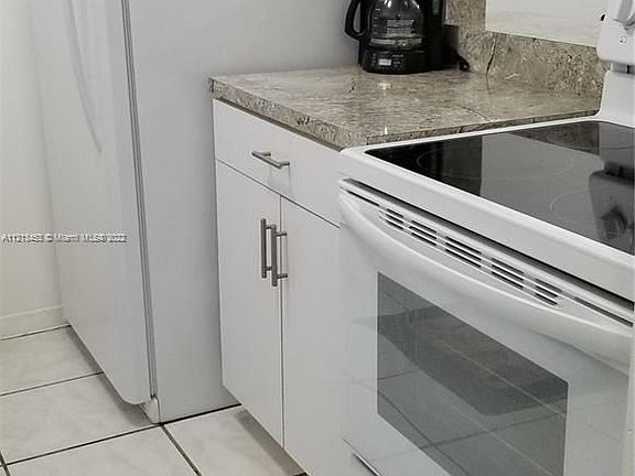 4th image of 14201 N Kendall Dr #212-D