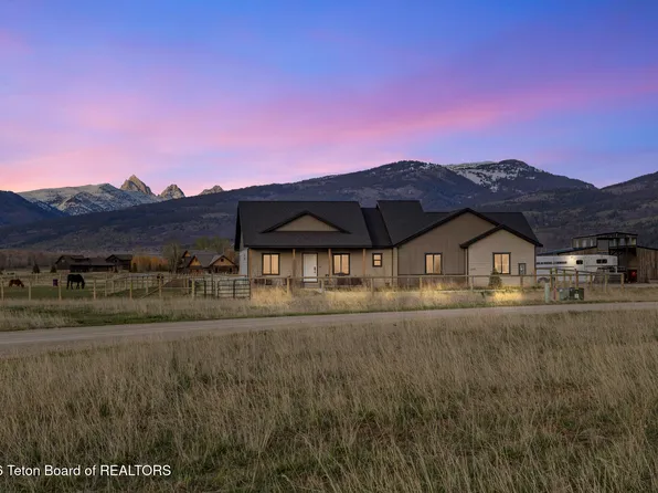 1449 Buckskin Loop, Victor, ID 83455