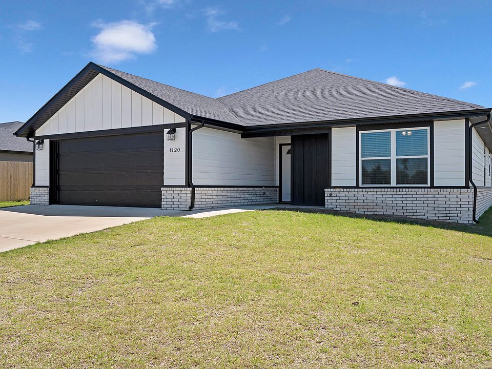 1st image of 1120 Center Court Cir