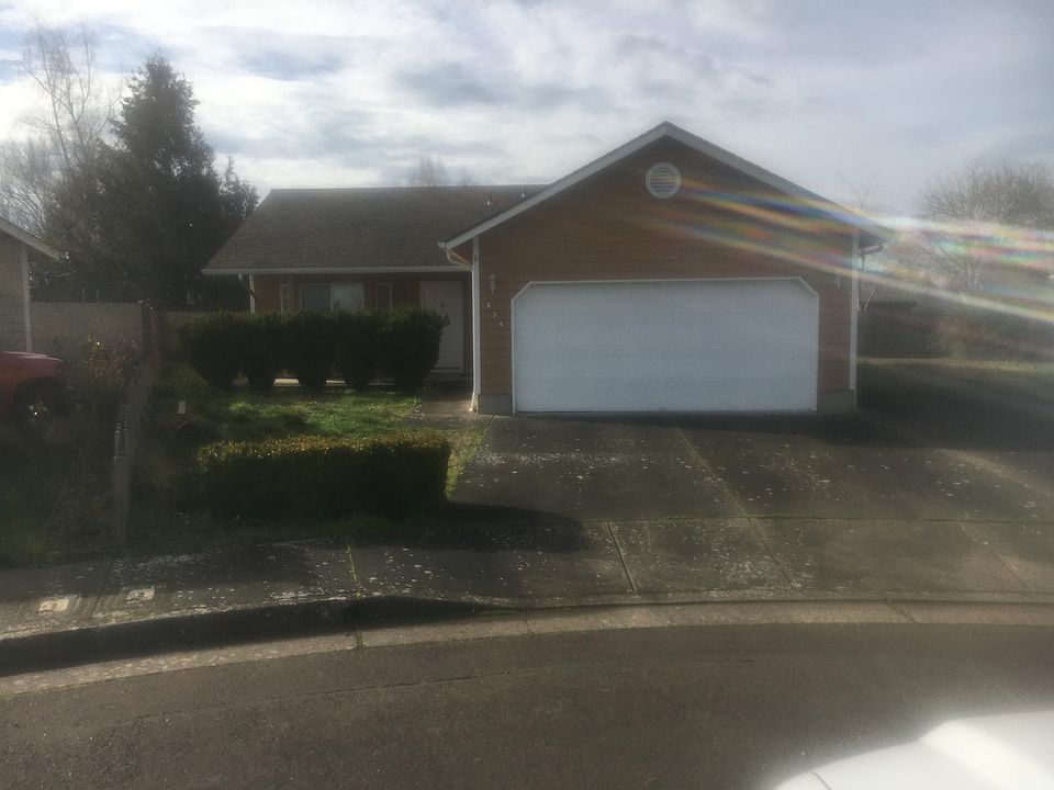 2nd image of 834 Cherry Blossom Ln