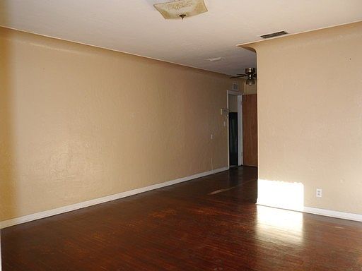 3rd image of 1341 46th St S