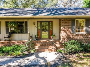 5060 Lakeview Cir, Sherrills Ford, NC 28673