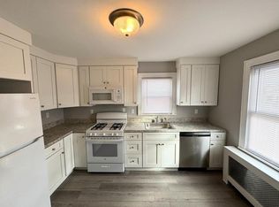 1-05 Banta Pl, Fair Lawn, NJ 07410
