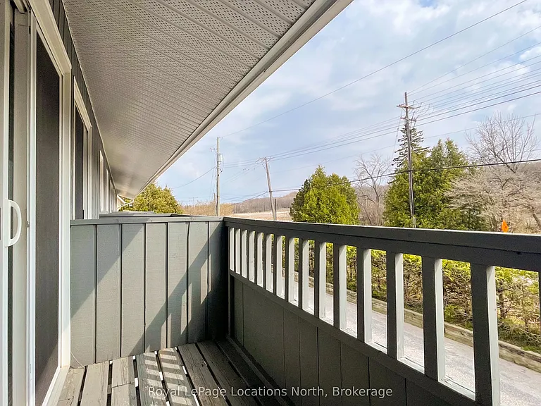 139 Lakeshore Rd E #6 — Photo 27
