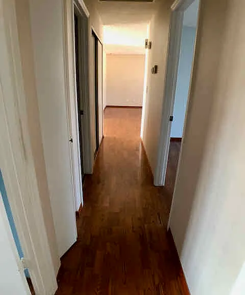 Hallway to bedrooms