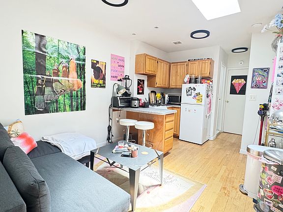 2nd image of 157 E 3rd St APT 3A