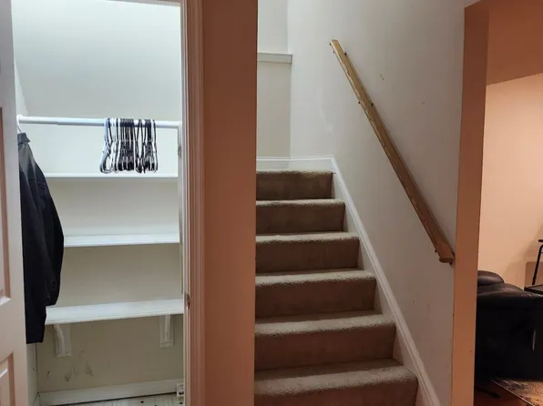 9325 Cougar Ct, Manassas Park, VA