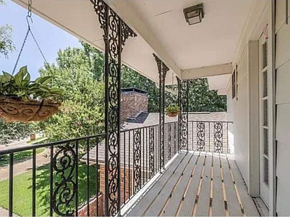 2nd image of 3549 Teakwood Ln