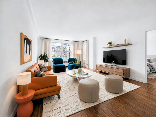 60 East 9th Street image 1 of 13