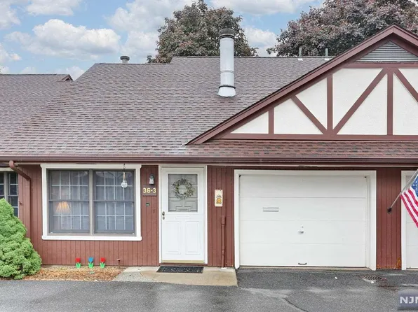 36-3 Tamaron Dr, Waldwick, NJ 07463