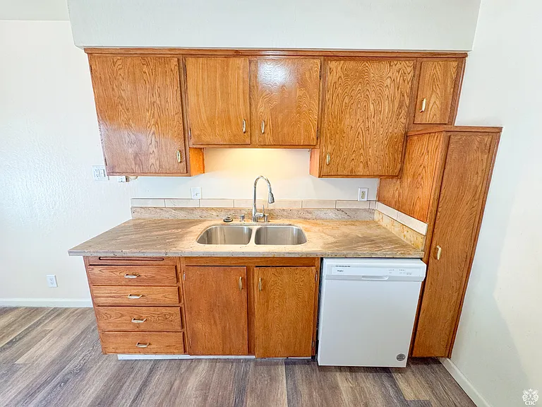 1807 El Parque Ct #B — Photo 5