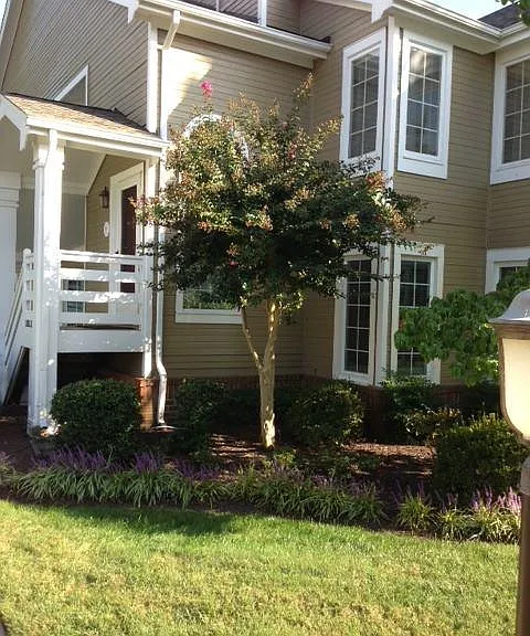 4671 Four Seasons Ter #F — Photo 2