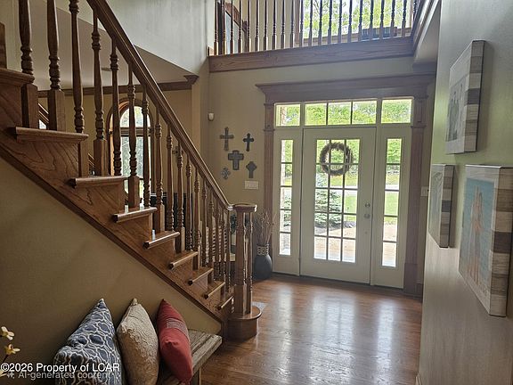 5th image of 7 Winterberry Dr