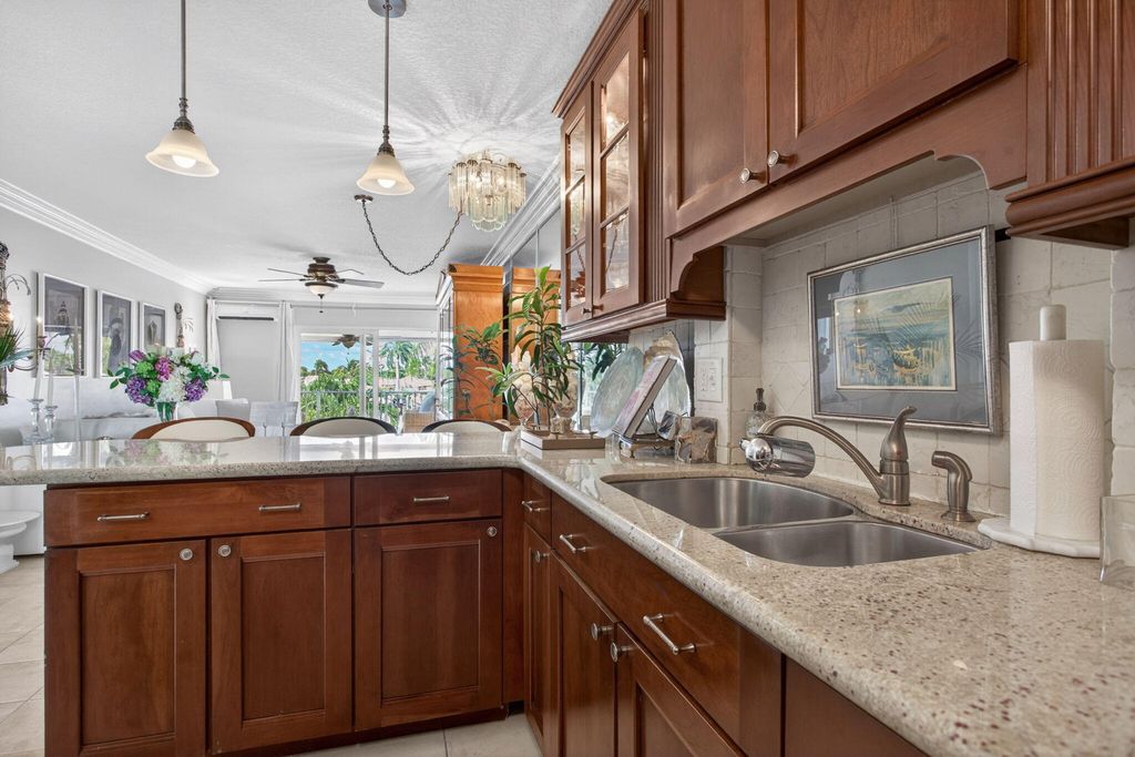 800 Pine Drive #13, photo 9