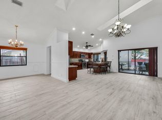 7619 Silver Woods Ct, Boca Raton, FL 33433