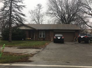 6039 Mills Rd, Indianapolis, IN 46221