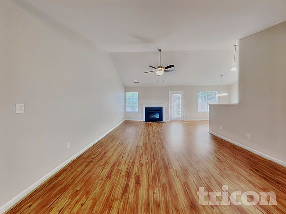 3rd image of 285 Stone Meadow Ct