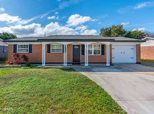 1364 Beacon Dr, Daytona Beach, FL 32117