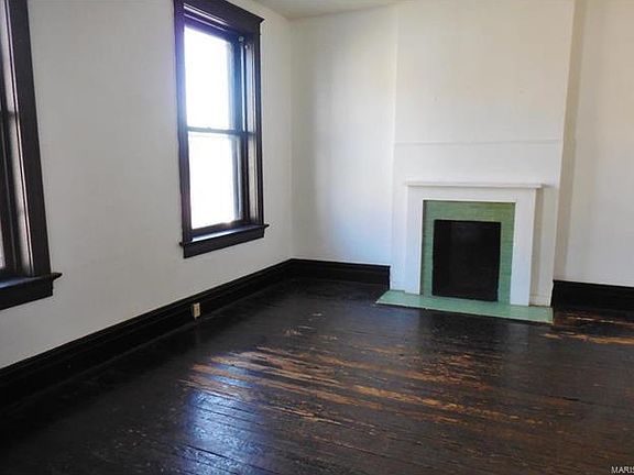 2nd image of 3106 Keokuk St