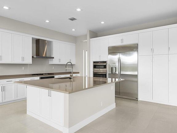 4th image of 20414 SW Juniper Ave