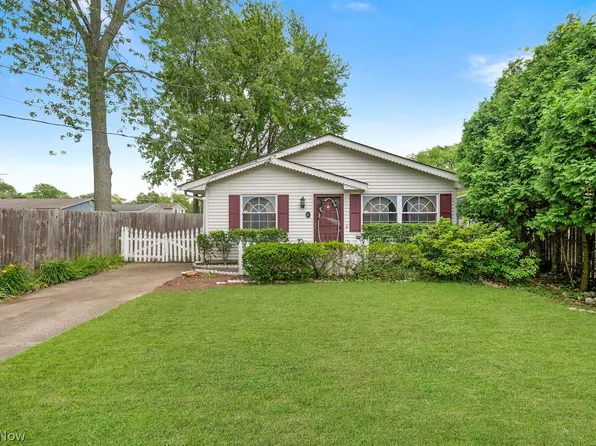 421 Murphy Ave, Grand River, OH 44045